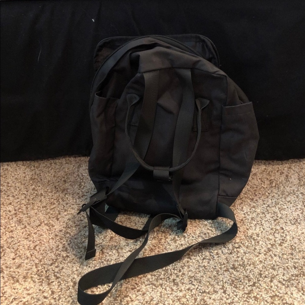 backpack - Picture 3 of 3